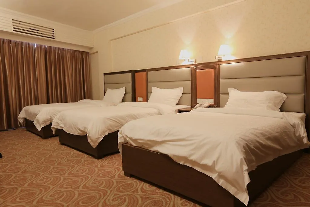 Towns Well Hotel Makau 2*,  Chiny